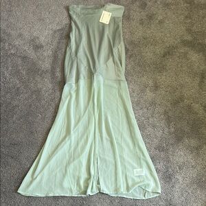 Elegant Light Green Strapless Gown